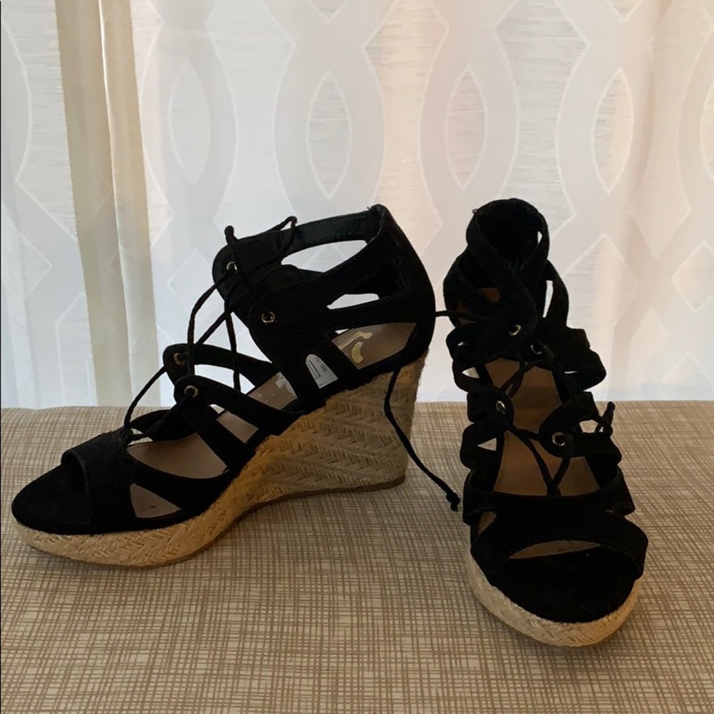 Black platform shoes 🖤